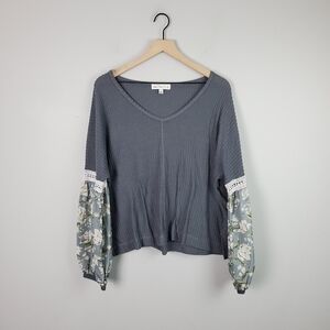 Fate and Fortune Gray Long Sleeve Blouse Large